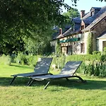 Du Val D'aisne ホテル